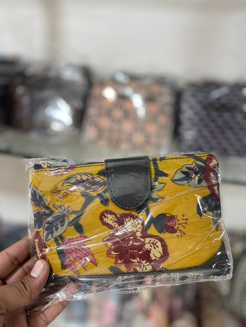Pila kalamkari flap wristlet