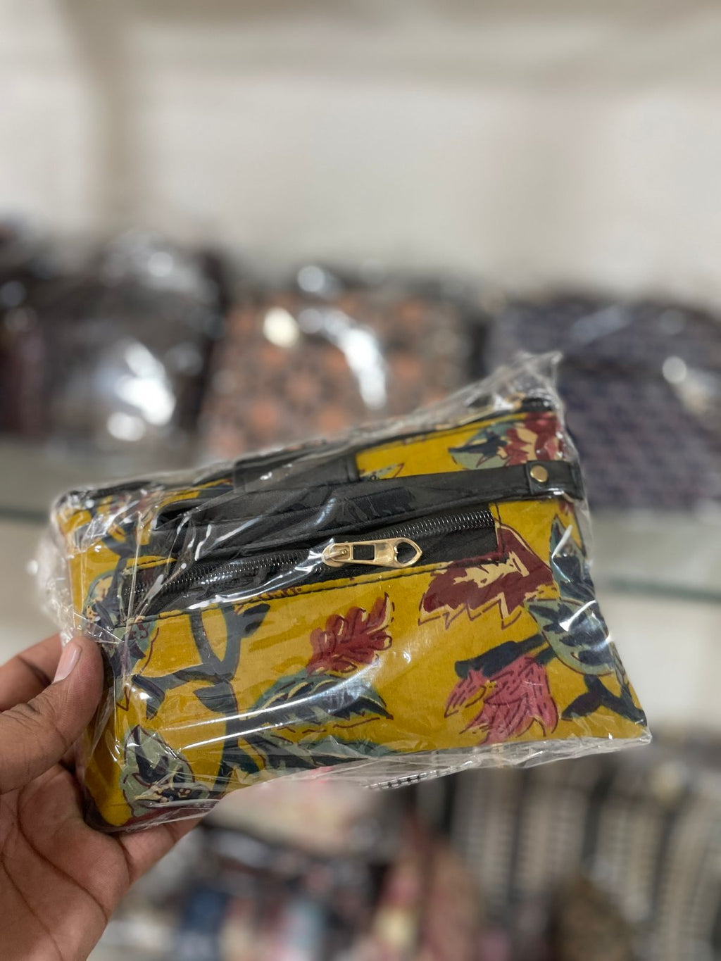 Pila kalamkari flap wristlet